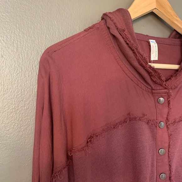 BNWT-Free People Sweat Shirt- medium - Picture 8 of 8